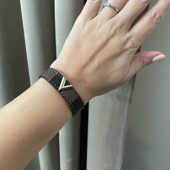 Fashion modern leather plaid bracelet hand accessories - Picture 4 of 10